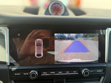 Car image 26