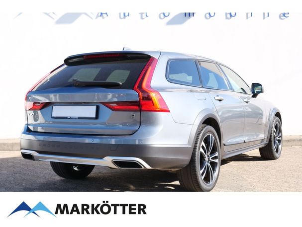 Volvo V90 Cross Country D4 AWD 140 kW image number 3