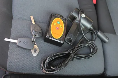 Car image 20