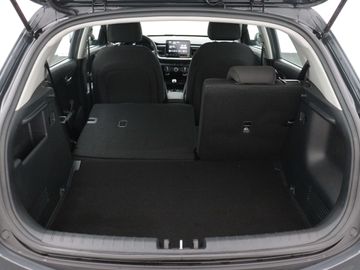 Car image 36