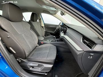 Car image 31