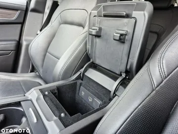 Car image 40