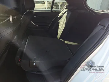 Car image 47