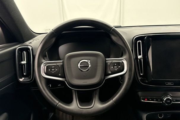 Volvo XC40 T3 Momentum 120 kW image number 13