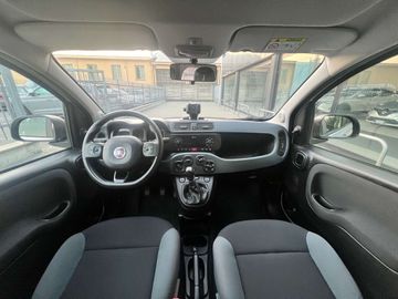 Car image 12