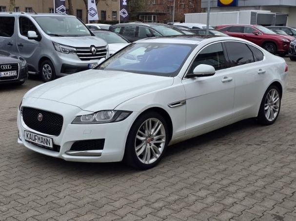 Jaguar XF AWD 253 kW image number 1