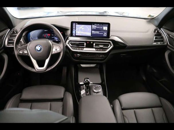 BMW X3 xDrive 137 kW image number 11