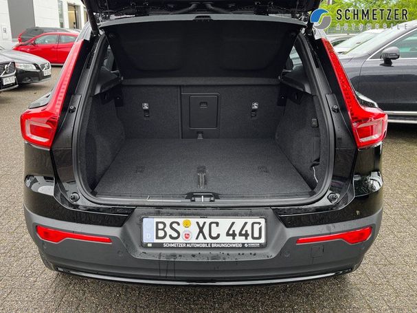 Volvo XC40 Ultra Black Edition 120 kW image number 18