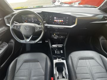 Car image 9