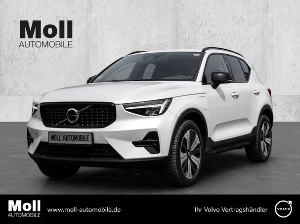 Volvo XC40 Recharge Plug-in Hybrid T4 Plus Dark 155 kW image number 1