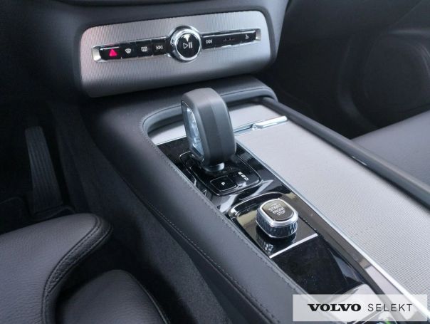 Volvo XC90 AWD 173 kW image number 21