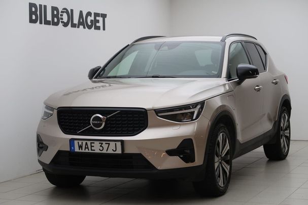 Volvo XC40 Recharge T4 Plus Dark 157 kW image number 1