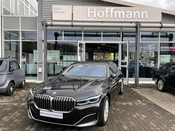 BMW 745Le xDrive 290 kW image number 3