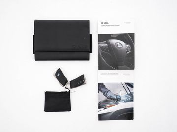 Car image 33