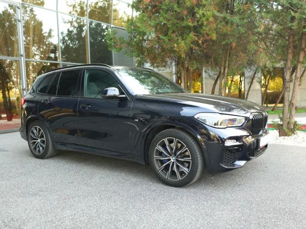 BMW X5 xDrive 210 kW image number 1