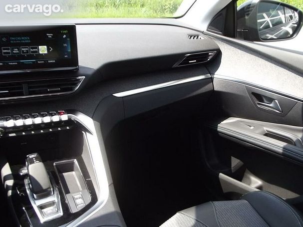 Peugeot 3008 EAT8 Allure 133 kW image number 32