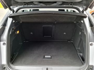 Car image 35