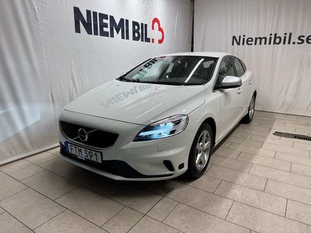 Volvo V40 D3 110 kW image number 1