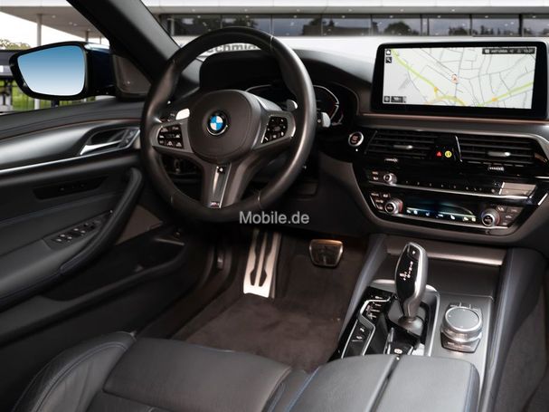 BMW 530d Touring xDrive 210 kW image number 4