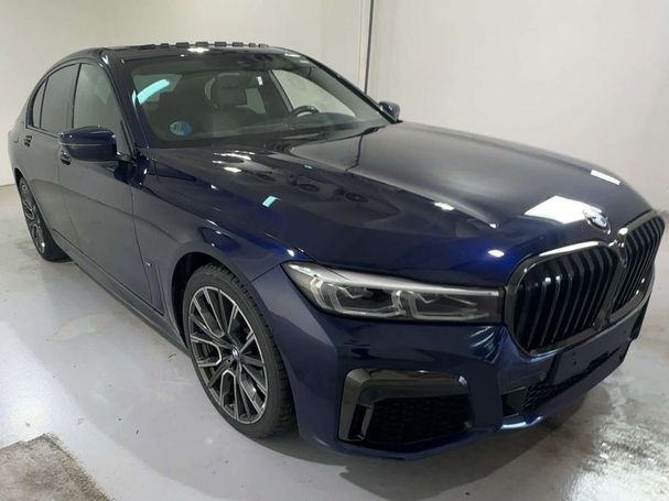 BMW 730d xDrive M Sport 210 kW image number 2