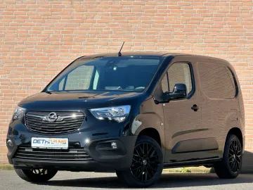 Car image 32