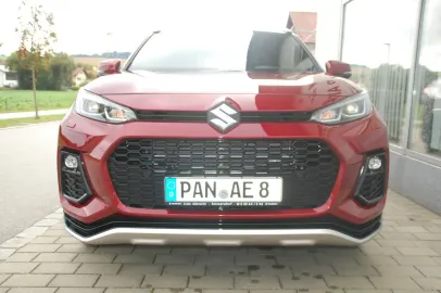 Car image 2