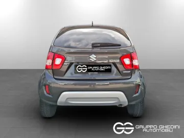 Car image 3