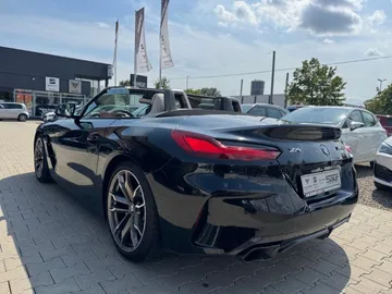 Car image 33