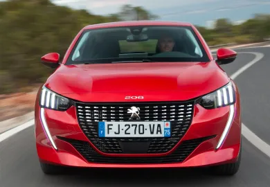 Car image 4