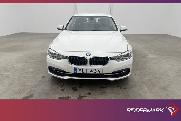 BMW 330 e Sport Line 185 kW image number 3