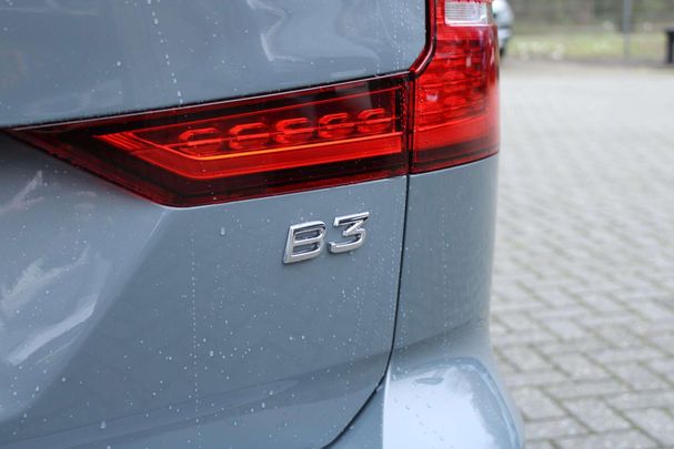 Volvo V60 B3 Essential 120 kW image number 22