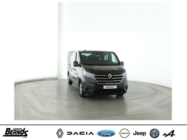 Renault Trafic Grand Blue dCi 150 Life EDC 110 kW image number 2