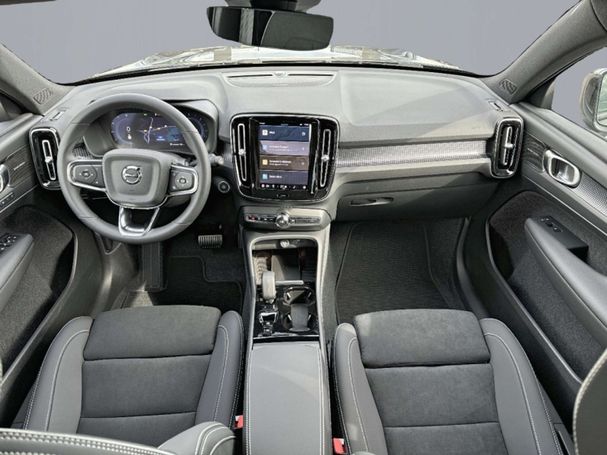 Volvo XC40 Plus 122 kW image number 7