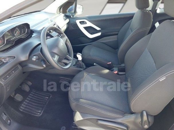 Peugeot 208 PureTech 68 Like 50 kW image number 16