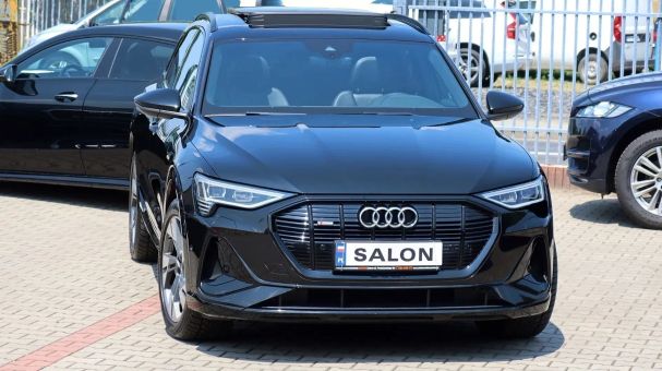 Audi e-tron 50 quattro S-line 230 kW image number 38