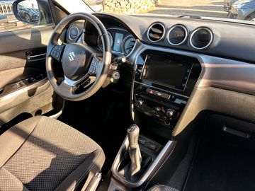 Car image 12