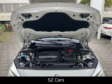 Car image 35