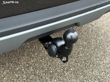 Car image 38