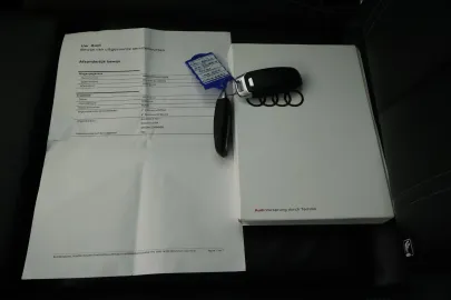 Car image 50