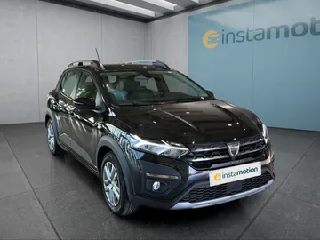 Car image 2