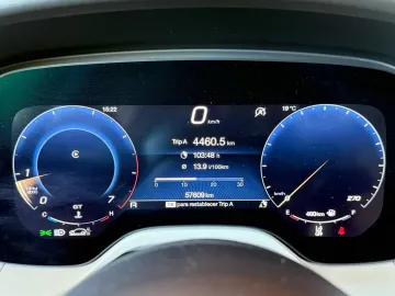 Car image 37