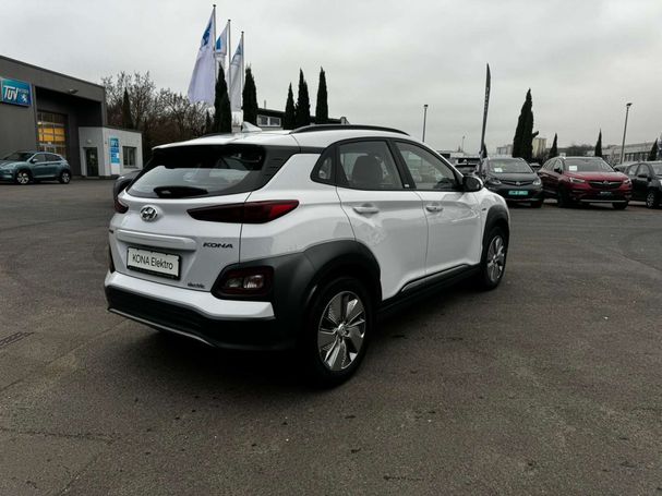 Hyundai Kona 100 kW image number 8