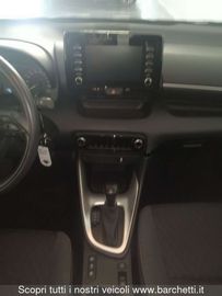 Car image 12