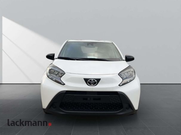 Toyota Aygo X 1.0 53 kW image number 3