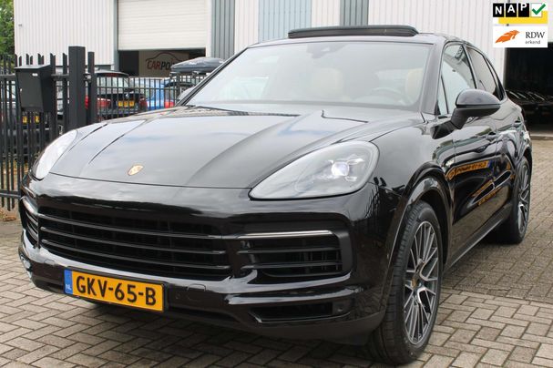 Porsche Cayenne E-Hybrid 350 kW image number 1