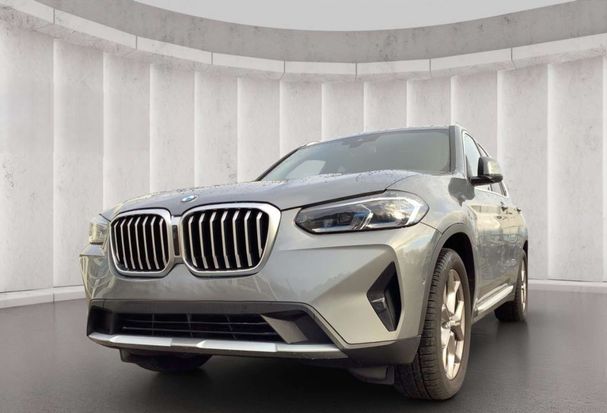 BMW X3 xDrive 140 kW image number 1