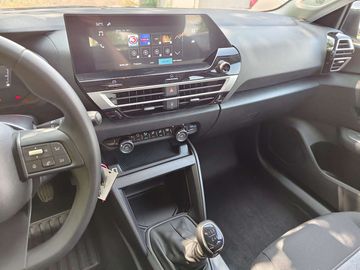 Car image 12