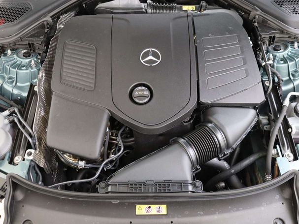 Mercedes-Benz E 300 e 4Matic 230 kW image number 11