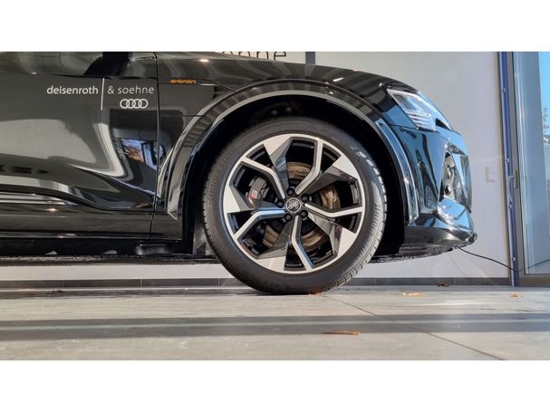 Audi e-tron quattro 370 kW image number 24