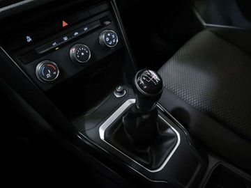 Car image 33